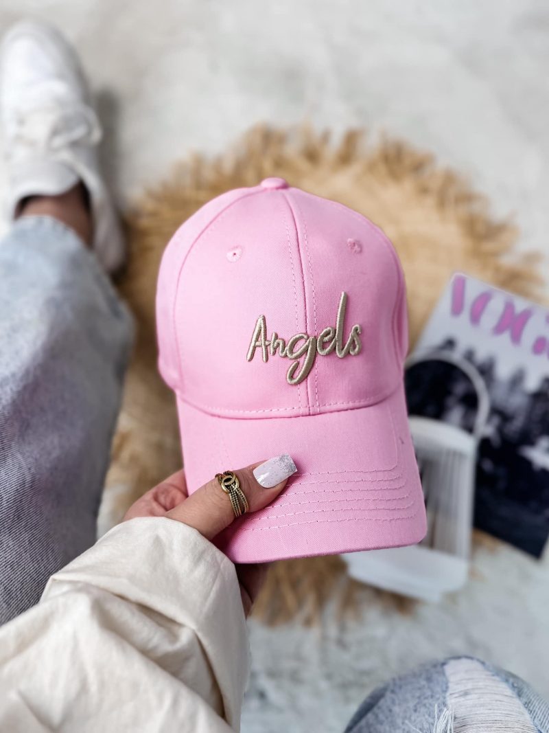 Czapka Z Daszkiem Różowa Unisex Z Haftem Angels Beżowym