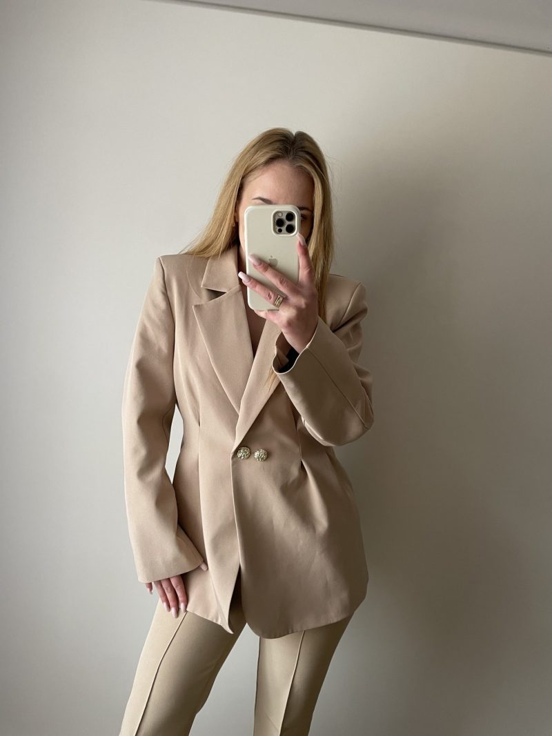 MARYNARKA TALIOWANA OVERSIZE CIEMNY BEŻ La Milla UNI