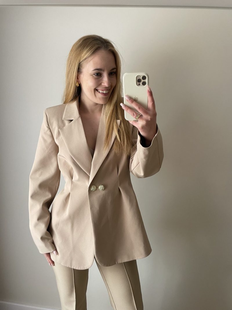 MARYNARKA TALIOWANA OVERSIZE CIEMNY BEŻ La Milla UNI