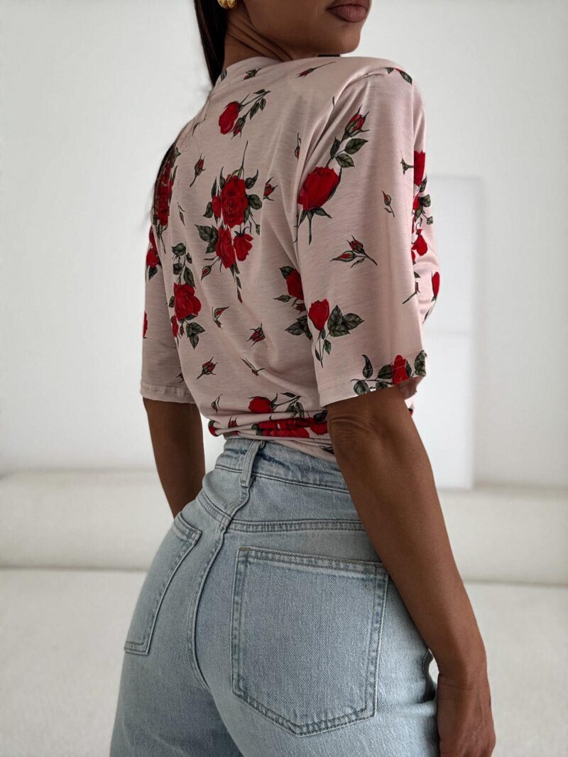T-SHIRT Z GUMKĄ SONYA OVERSIZE BEŻOWA W RÓŻE BOCCA