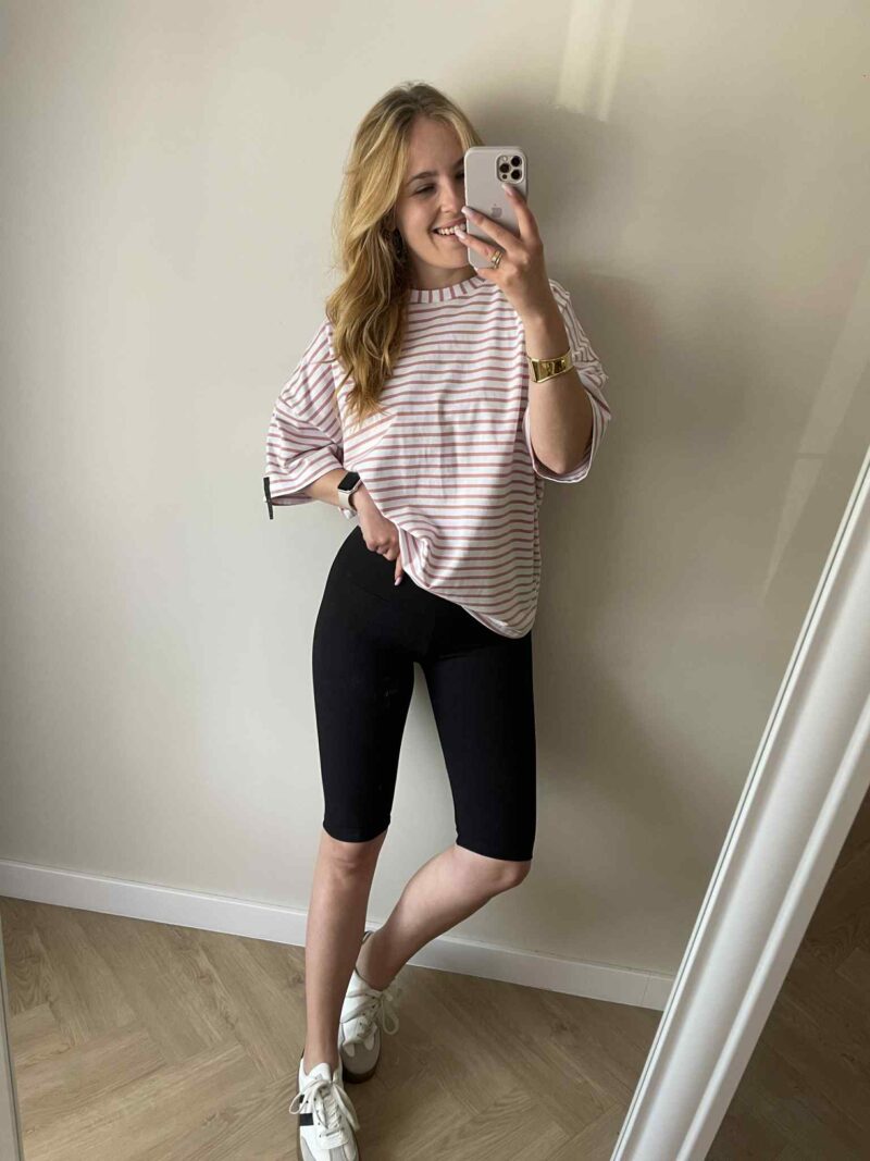 T-SHIRT OVERSIZE W PASKI ME GUSTA RÓŻOWO/BIAŁA
